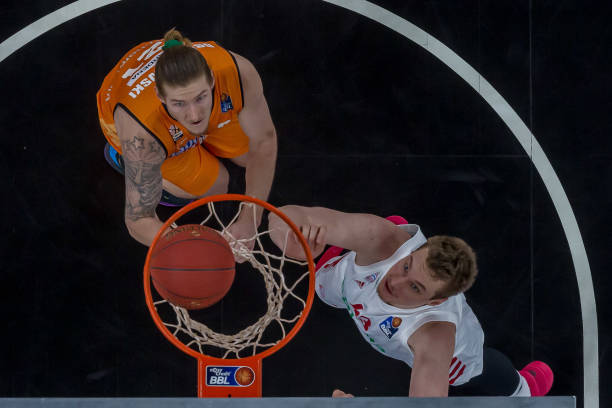 两队的每次 两队的每次